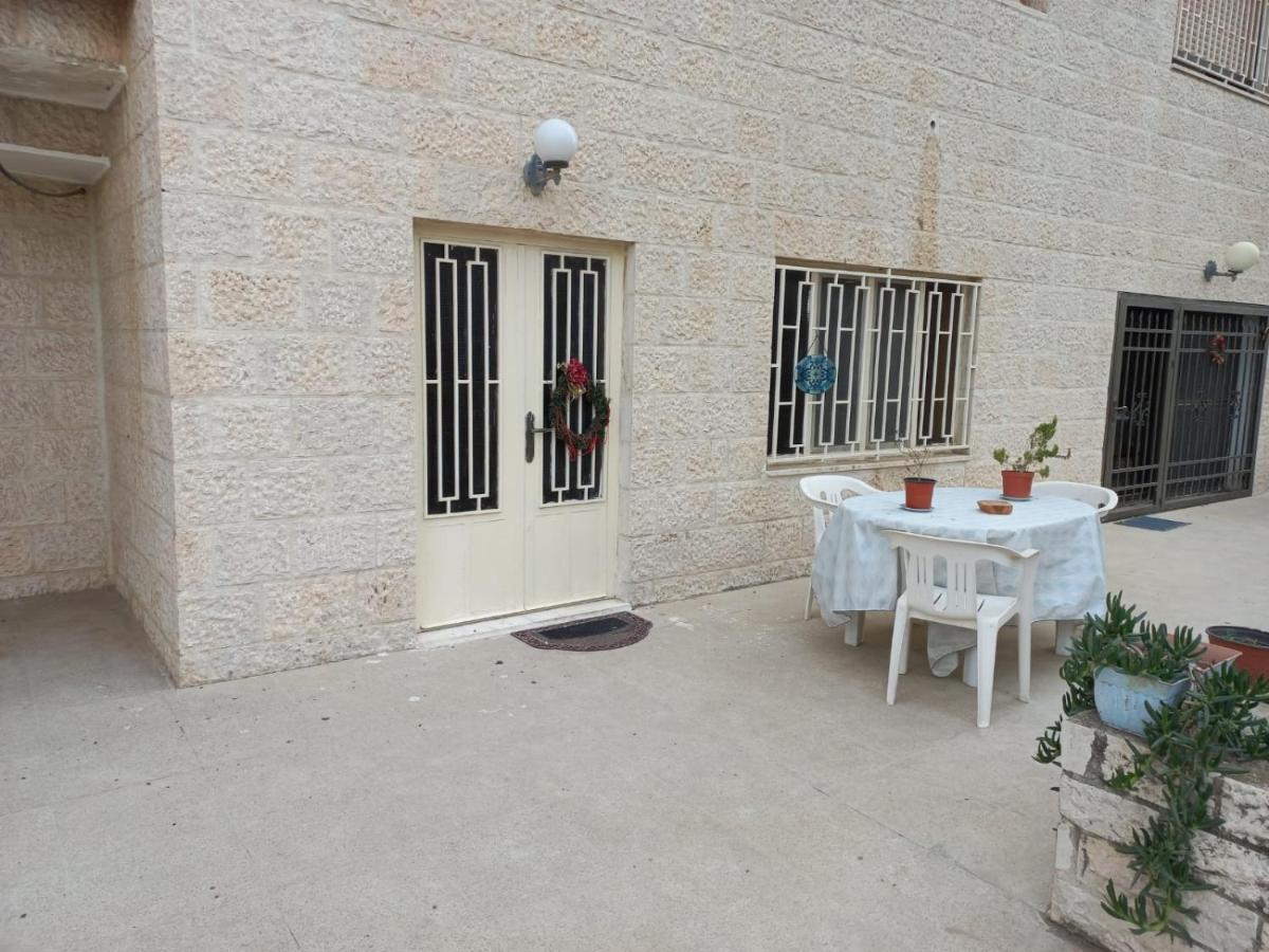Karrain Villa - Vintage Soul - International Guests-Non-Jordanian Madaba Exteriér fotografie